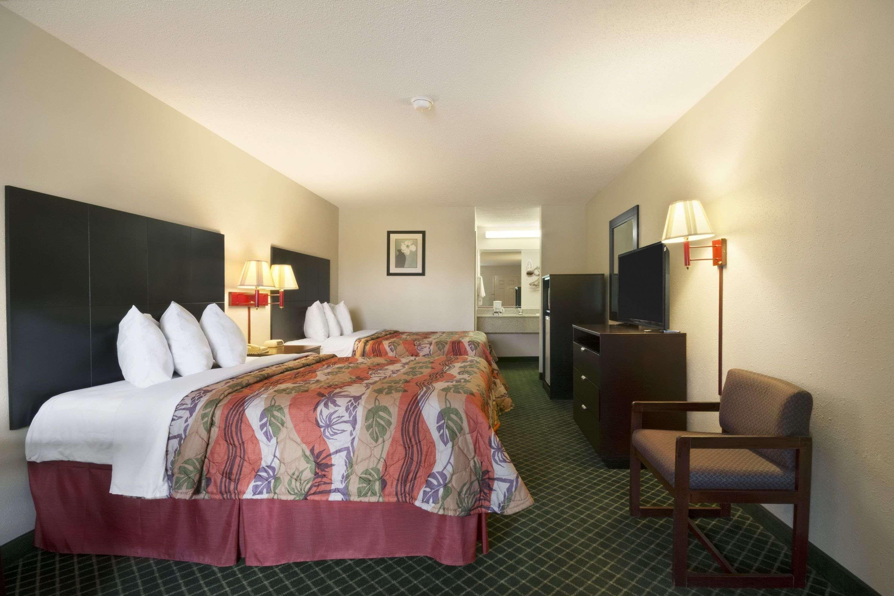 Days Inn By Wyndham Alma Luaran gambar